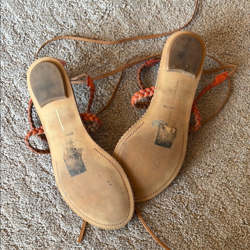 Women’s Dolce Vita Orange Braided T-Strap Sandals - Picture 8 of 8